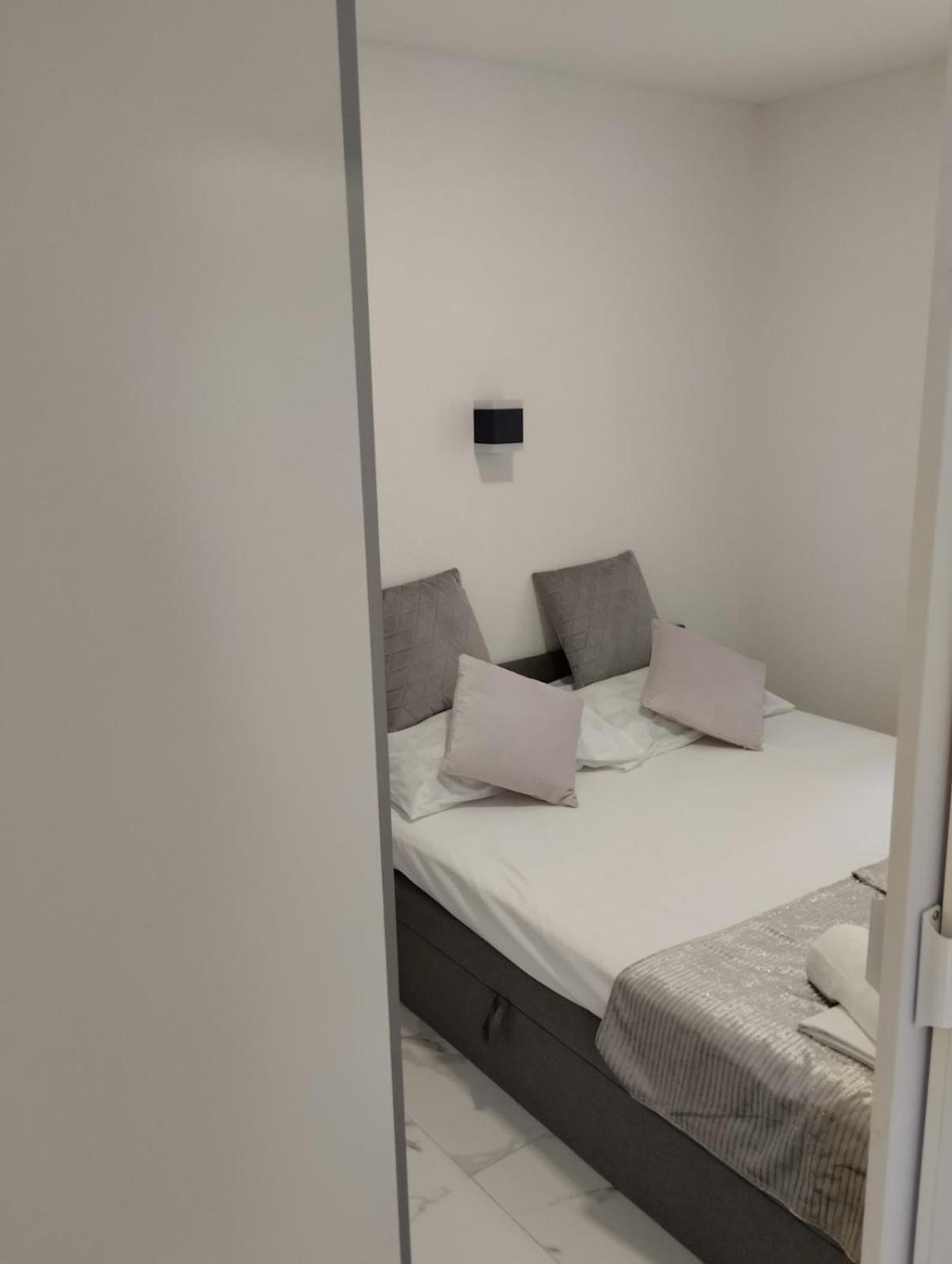 Apartment Sun Vir Habitación foto